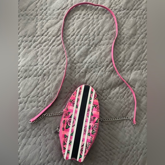 Betsey Johnson Surfs Up Pink Surfboard Crossbody Bag Zippered Silver Tropical - Picture 2 of 9